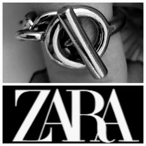 ZARA Toggle Ring